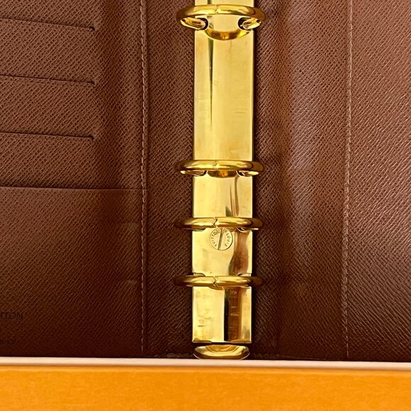 LOUIS VUITTON Brown Monogram Ring Agenda Cover Medium Gold-Tone Hardware - Picture 11 of 14